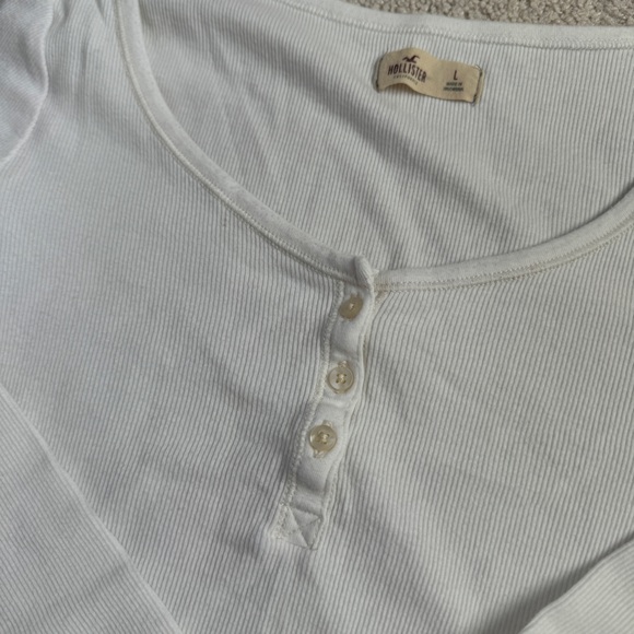 Hollister Button Detail Ribbed Long Sleeve - Picture 2 of 4
